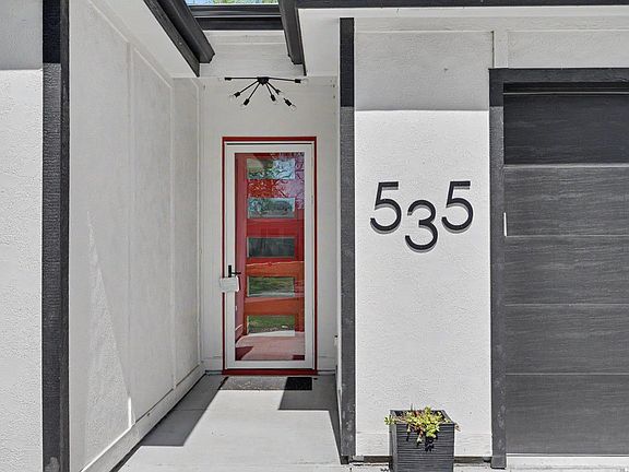 2nd image of 535 Perry St