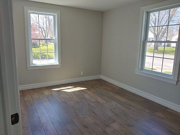 5th image of 1765 Parker Blvd