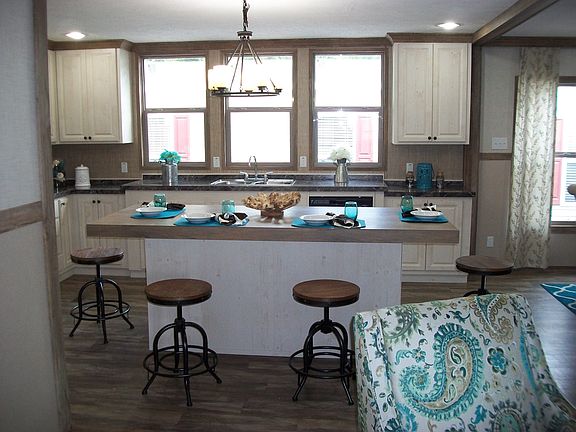 4th image of 3511 Matts Way