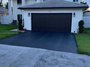 9537 NW 9th Ct, Fort Lauderdale, FL 33324