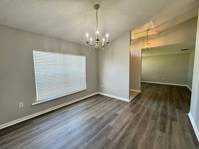 639 Bittern Ct — Photo 9