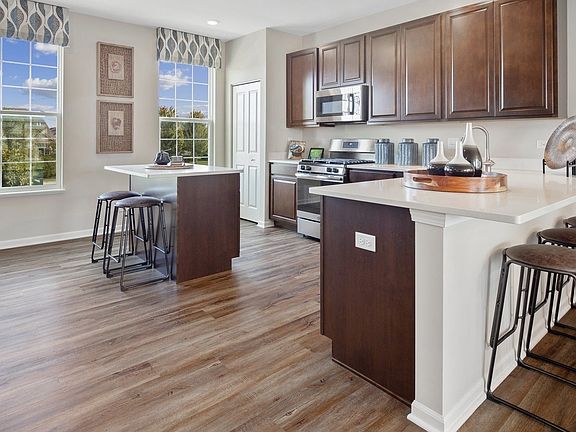 3rd image of 2632 Martini St #2506