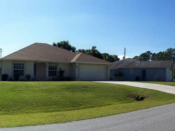 1st image of 4891 Laramie Cir