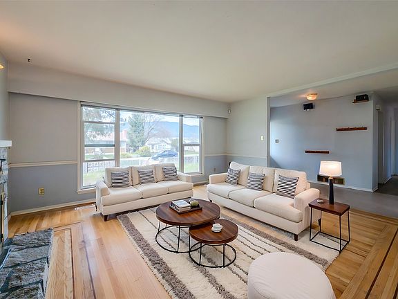 3rd image of 1348 Government St