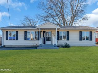 817 Beachwood Boulevard, Beachwood, NJ 08722