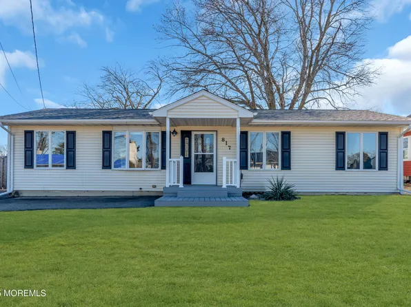 817 Beachwood Boulevard, Beachwood, NJ 08722