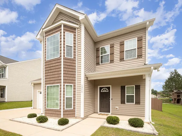 2309 King Malcolm Ln, Zebulon, NC 27597