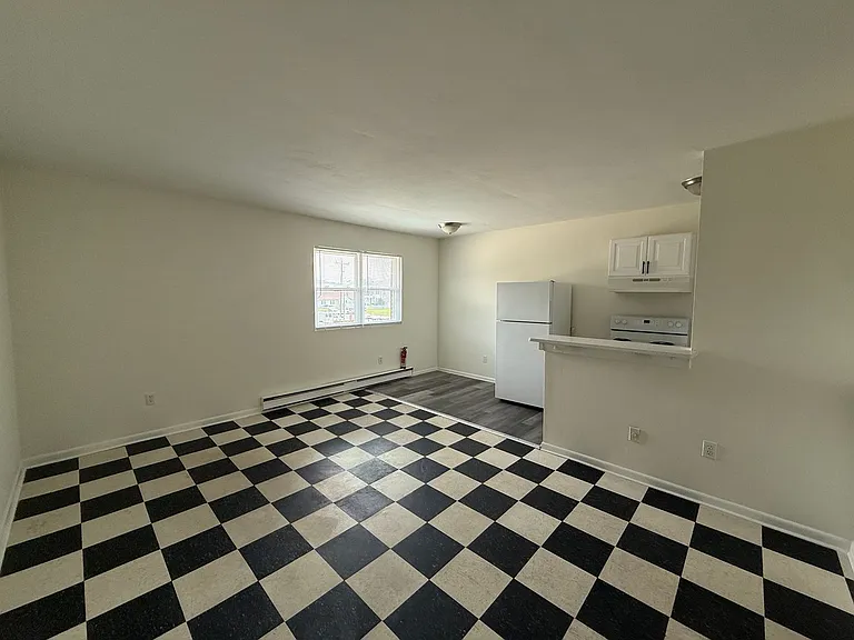 2828 E Ocean View Ave — Photo 3