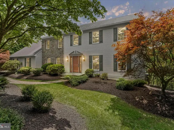 14 Pond View Ln, Malvern, PA 19355