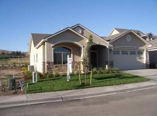517 Lakerose Loop, Richland, WA 99352
