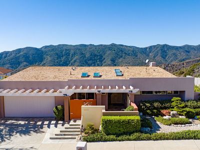 2625 Westridge Rd, Los Angeles, CA, 90049