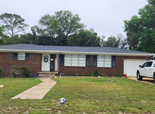 11035 Manatee Dr, Pensacola, FL 32507