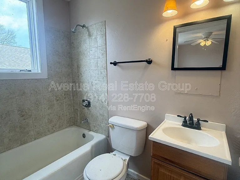 240 W Essex Ave — Photo 8