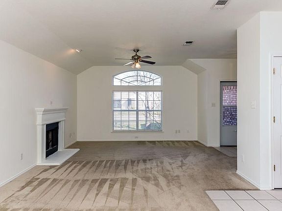 2nd image of 722 Troxell Blvd
