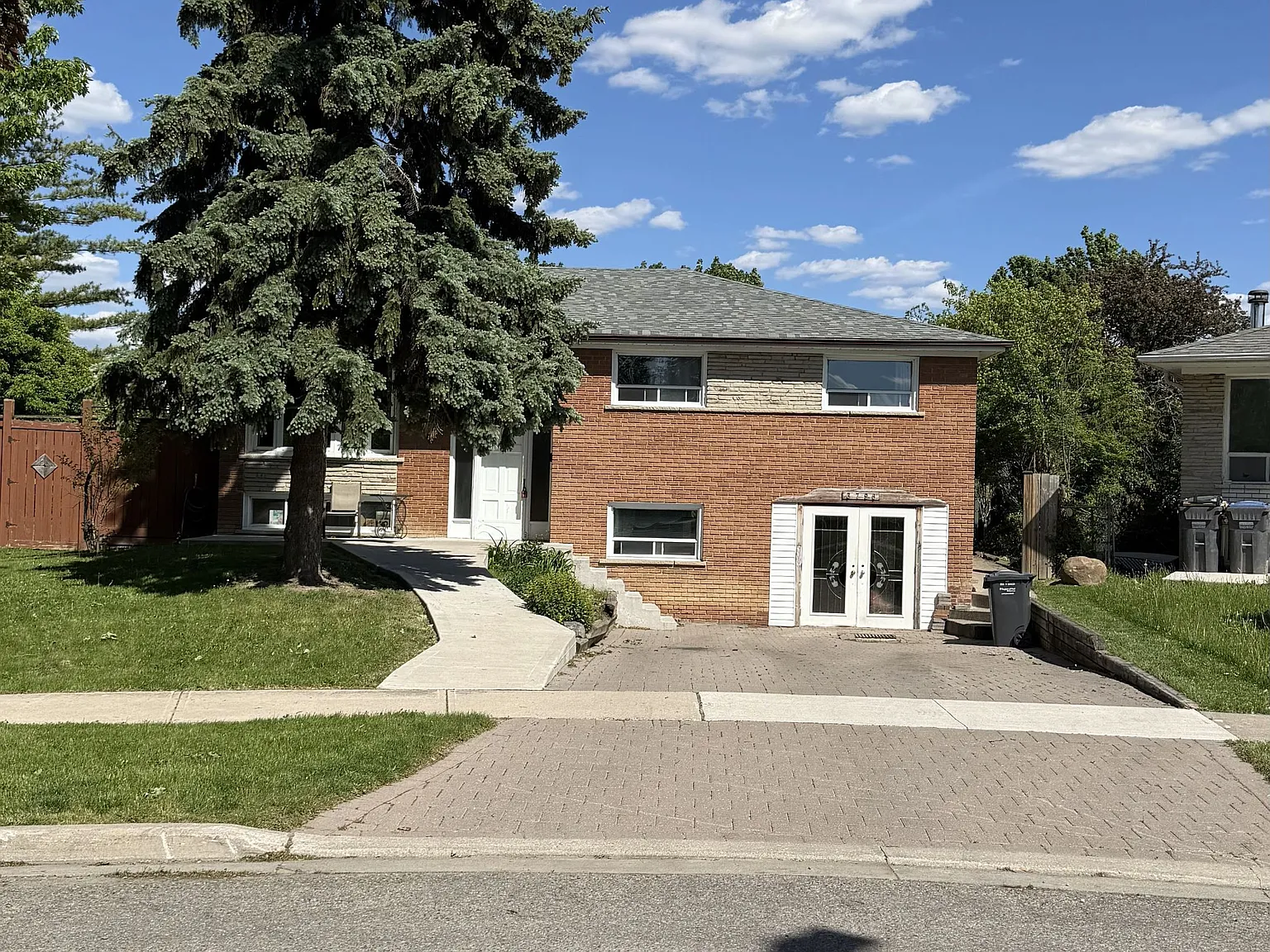 3 bed, $2,800 — Photo 1