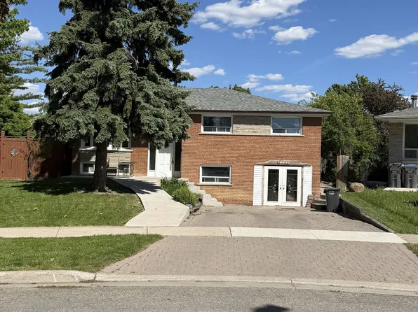 3796 Wyewood Rd, Mississauga, ON L4T 2A2