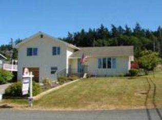 3217 W 2nd St, Anacortes, WA 98221