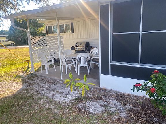 2nd image of 2483 Gertrude Ln