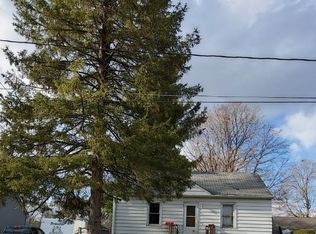 119 12th Ave E, Oskaloosa, IA
