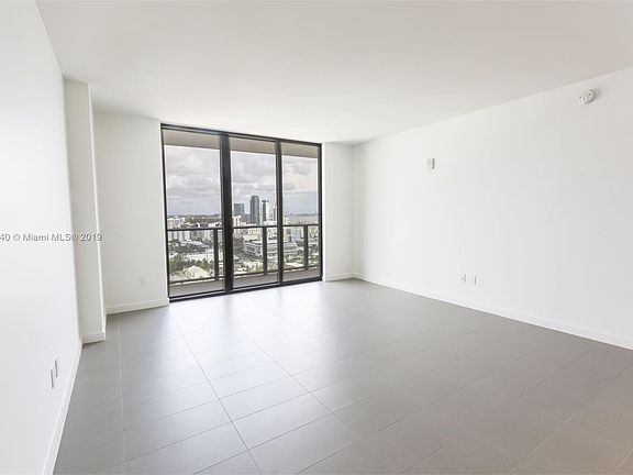 4th image of 1630 NE 1st St #3418