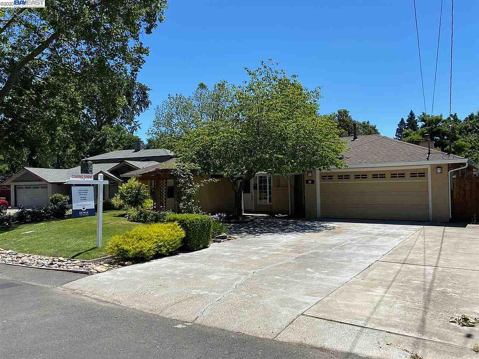 2nd image of 22 Mary Ct