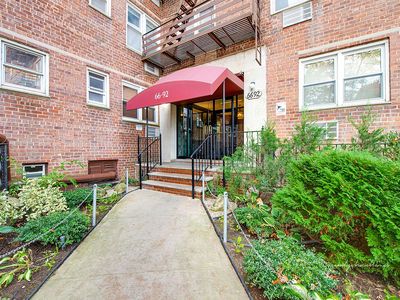 66-92 Selfridge St APT 2B, Queens, NY, 11375