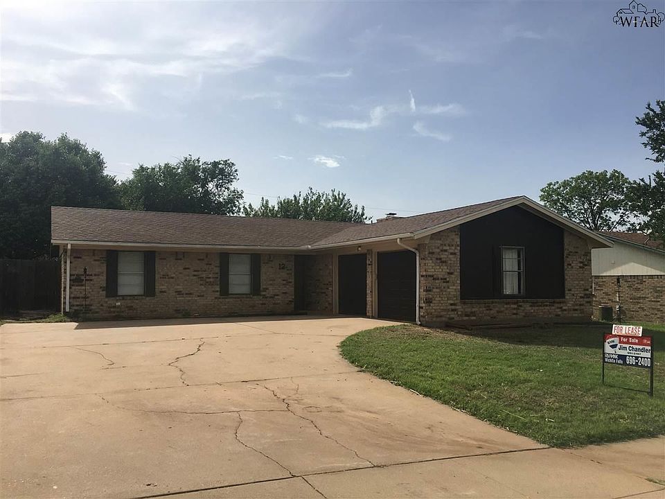 1st image of 12 Lackland Cir