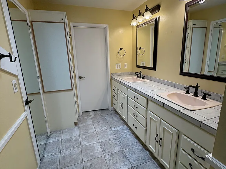 2532 N Camino Valle Verde — Photo 34