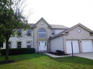 604 Barn St, Pataskala, OH 43062