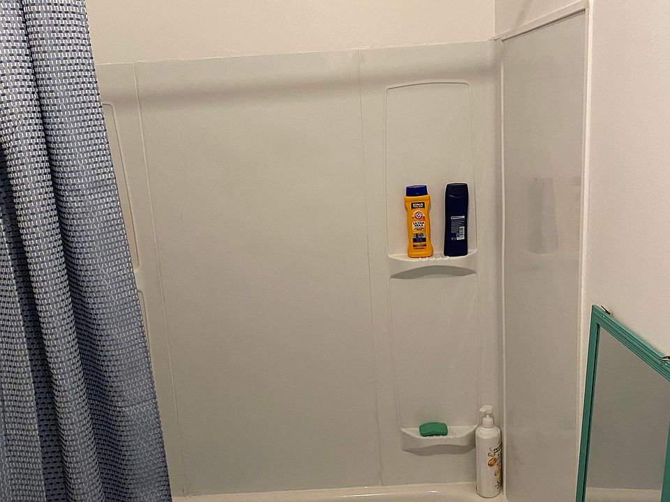 1st image of 770 W 6th St APT 2