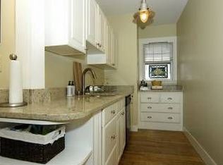 155 Forest Hills St, Jamaica Plain, MA 02130