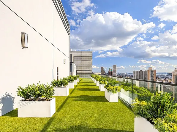 69 Adams Street image 11 of 22