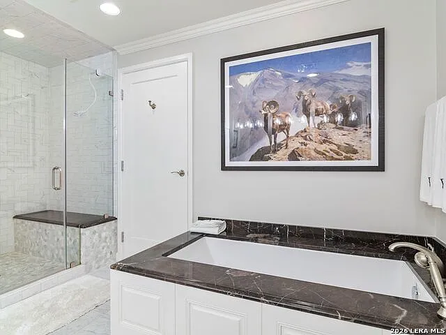 4242 Broadway St #802 — Photo 17