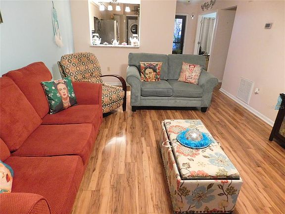 4th image of 3112 S SEMORAN BOULEVARD #5