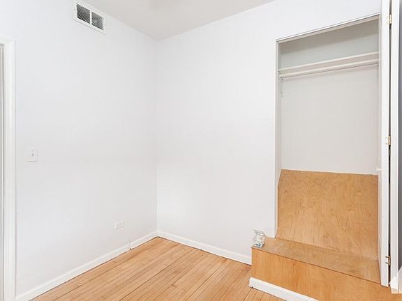 5th image of 3121 N Kimball Ave #2