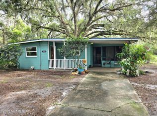 8122 Vernell St, Jacksonville, FL 32220