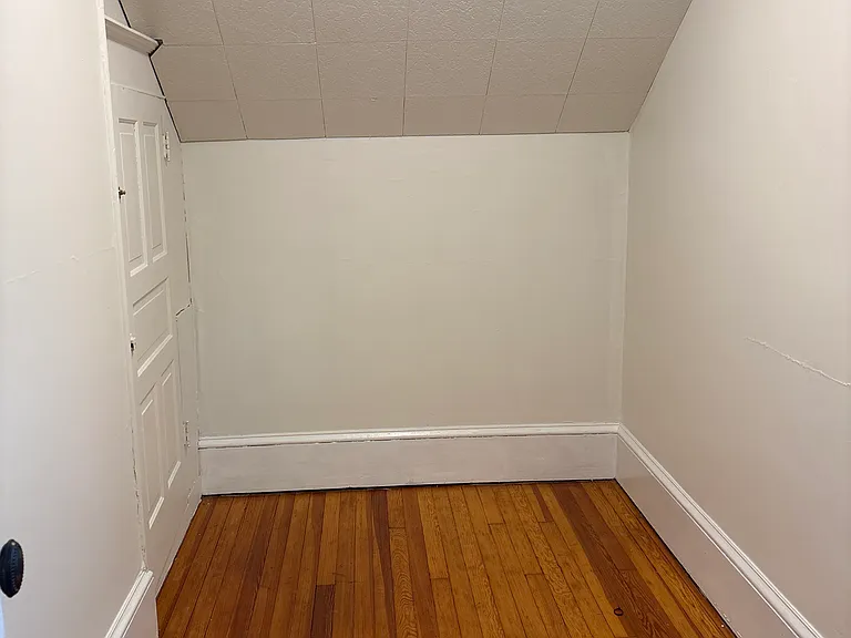 328 E Bishop St #2 — Photo 10