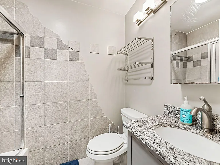 13849 Constitution Ct — Photo 14