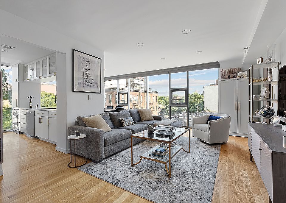 1st image of 609 Myrtle Ave APT 3C