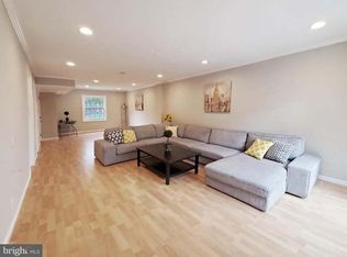 14707 Cardigan Sq, Centreville, VA 20120