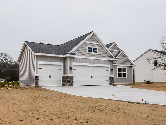 4th image of 2076 Poplar Ct Lot 43