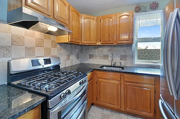 Sold by Corcoran | media 22