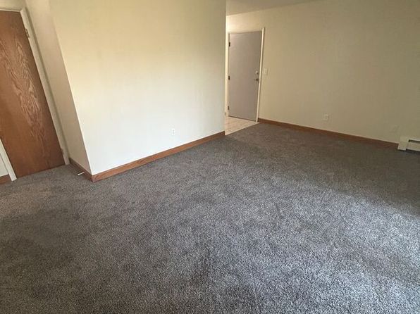 3727 University Ave #4