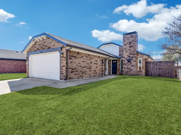 3703 Verlaine Dr, Carrollton, TX 75007