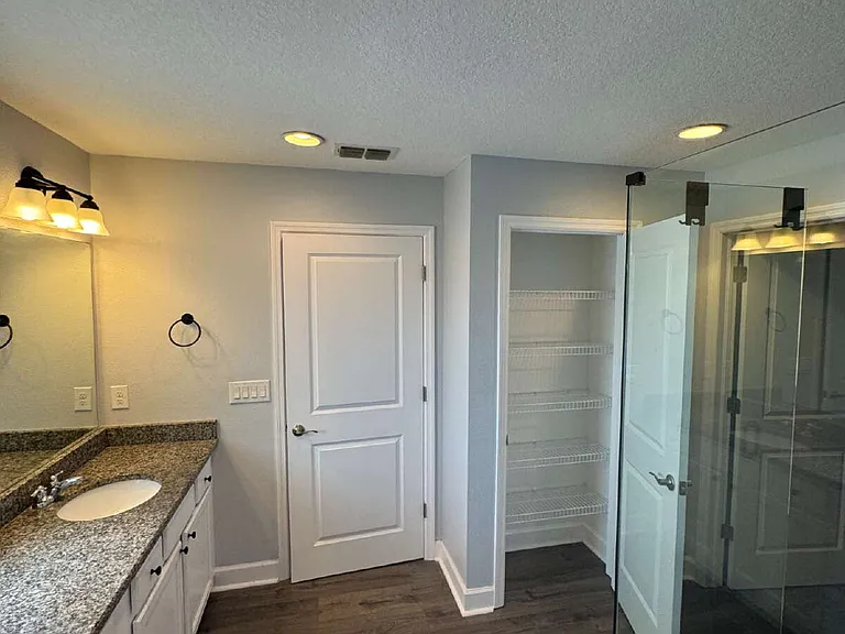 3701 W Carmen St #6 — Photo 20