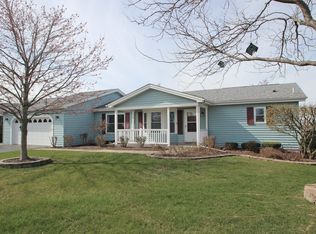 1714 Westphalian Ct, Grayslake, IL 60030