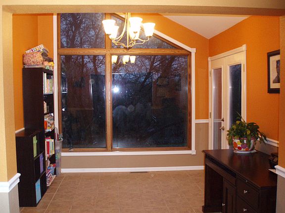 Sun/Office/Formal Dining