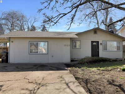 1523 W Fairview Dr, Springfield, OR, 97477