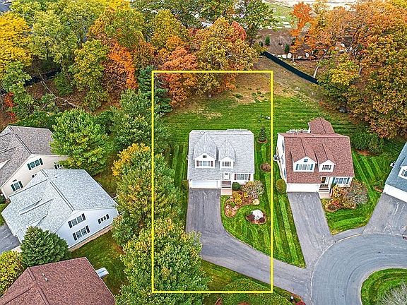 3rd image of 61 Saint Andrews Way #64