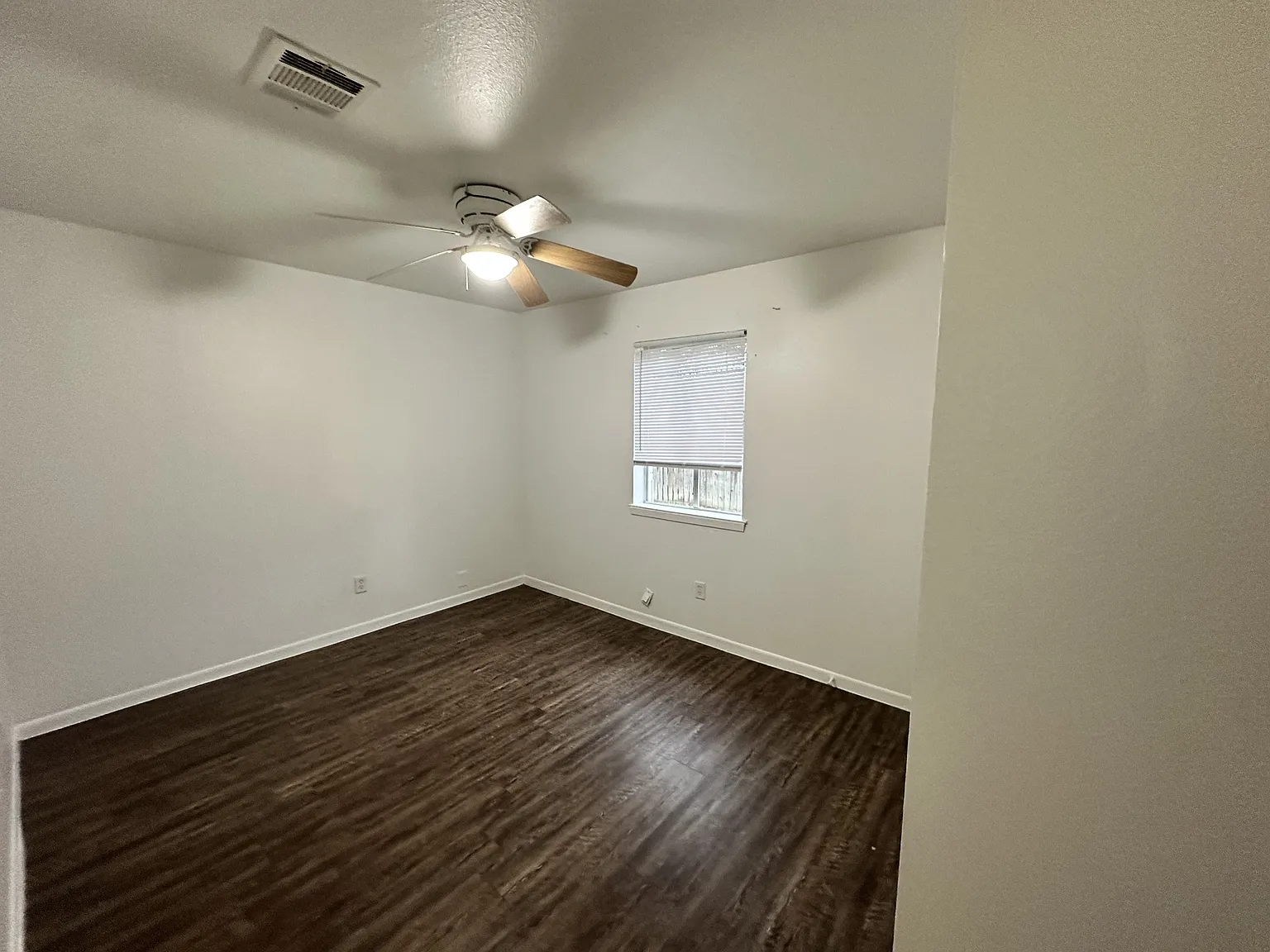 4005 Milton Street - B — Photo 3